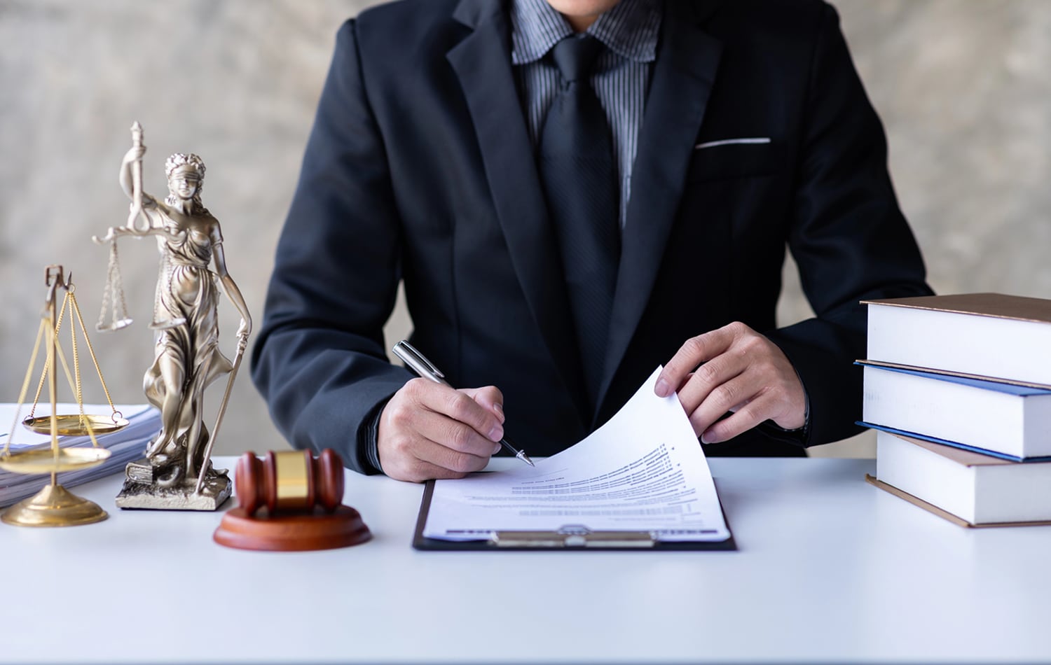 Do Your Phoenix Lawyers Have the Experience (1)